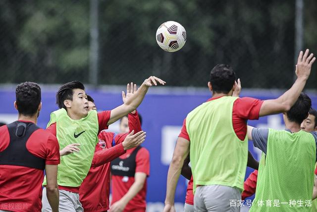 周鹏:詹姆斯38岁还这么猛 我也能继续绽放光芒